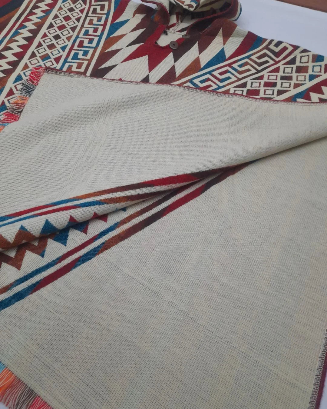 Poncho Étnico